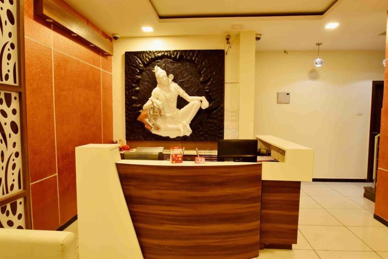 萨特宇格酒店 乌贾因 外观 照片
